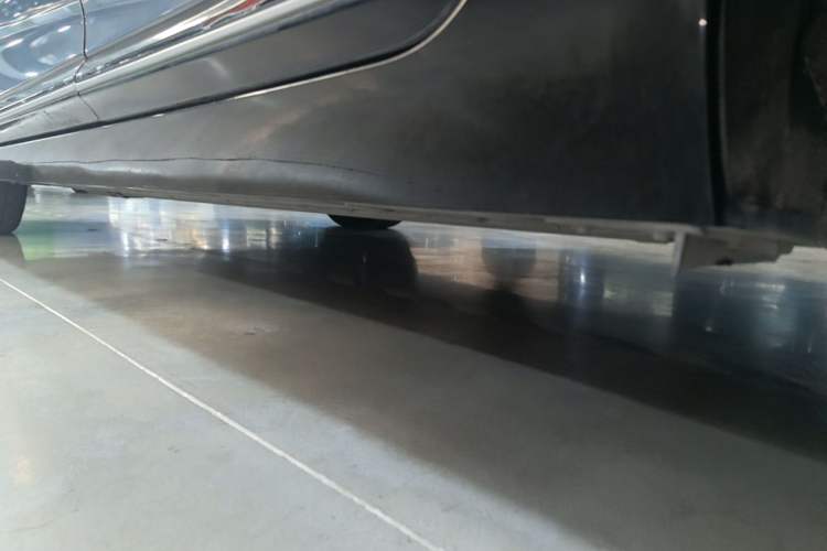 Used XPeng P5 2022 460E+ Left Side Sill
