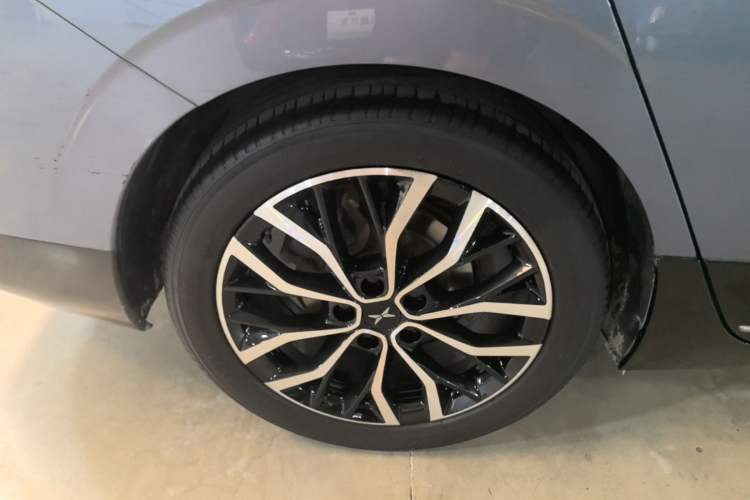 Used XPeng P5 2022 460E+ Right Rear Wheel Hub