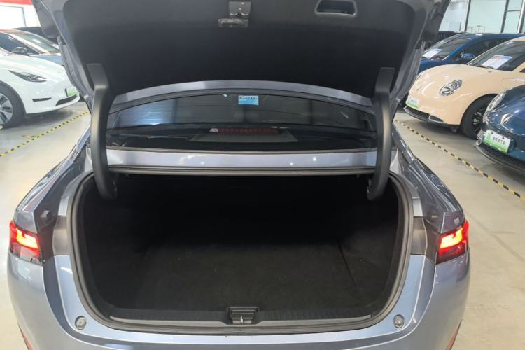 Used XPeng P5 2022 460E+ Trunk