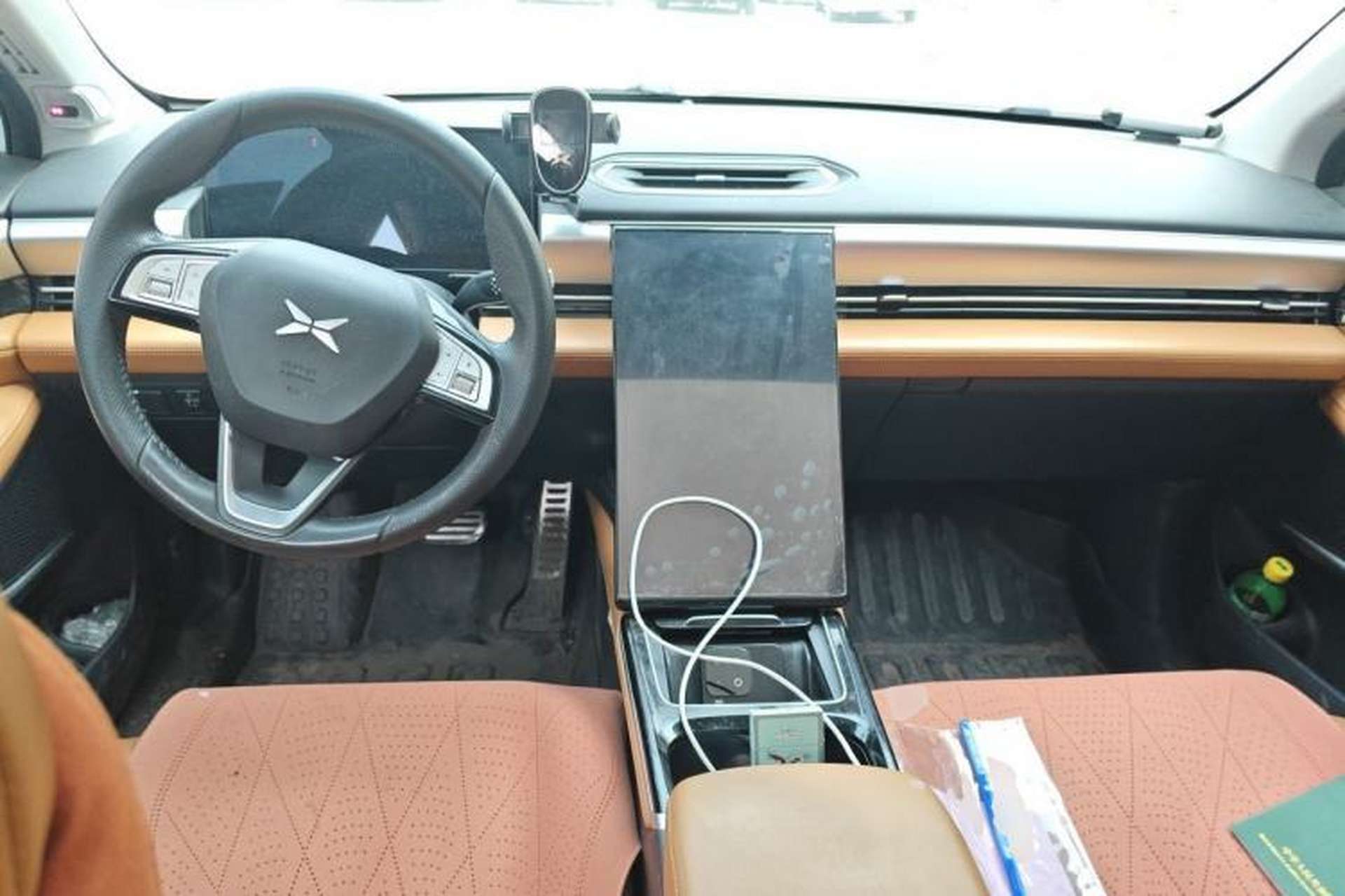 Used XPeng P5 2022 460E+ Center Console