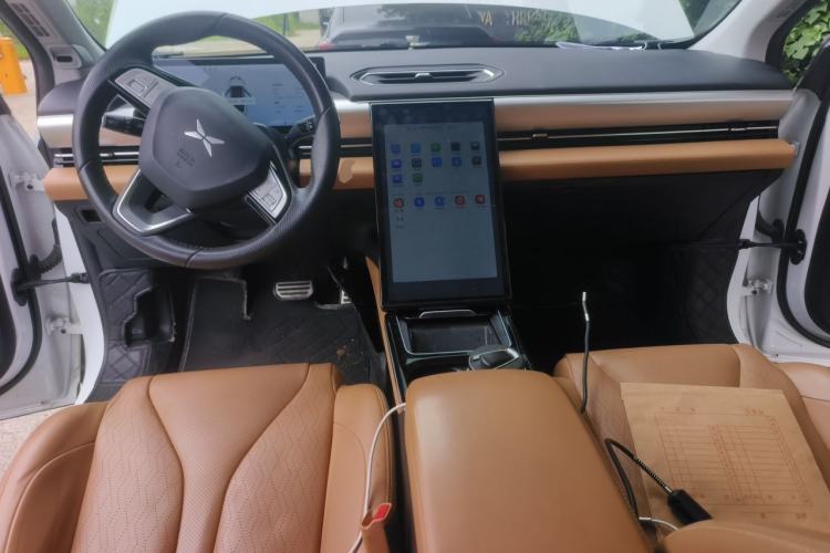 Used XPeng P5 2022 600P Center Console