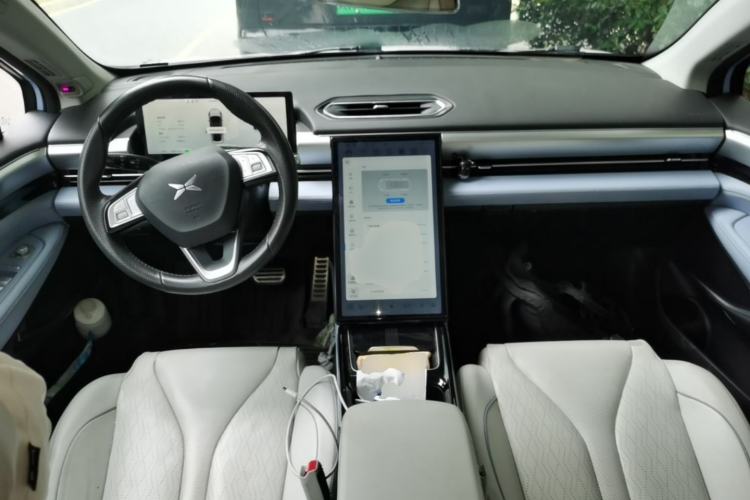 Used XPeng P5 2022 460P Center Console