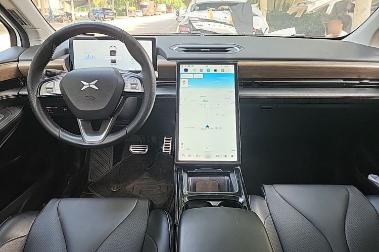 Used XPeng P5 2022 460E+ Center Console