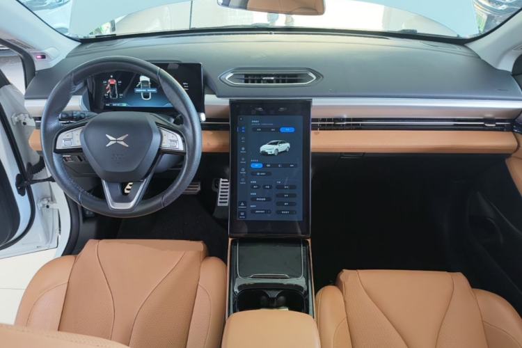 Used XPeng P5 2022 550E Center Console