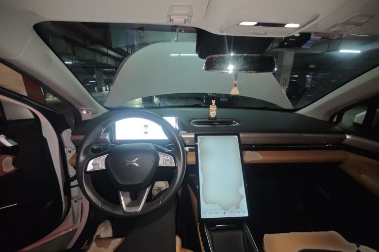 Used XPeng P5 2022 550E Center Console