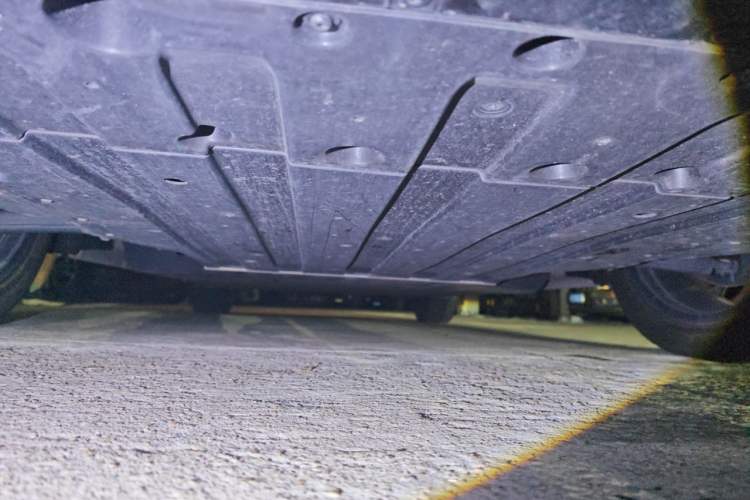 Used XPeng P5 2022 550E Chassis Front