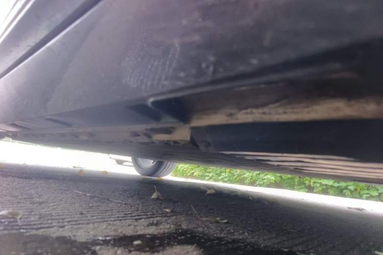 Used XPeng P5 2022 600P Chassis Front Right