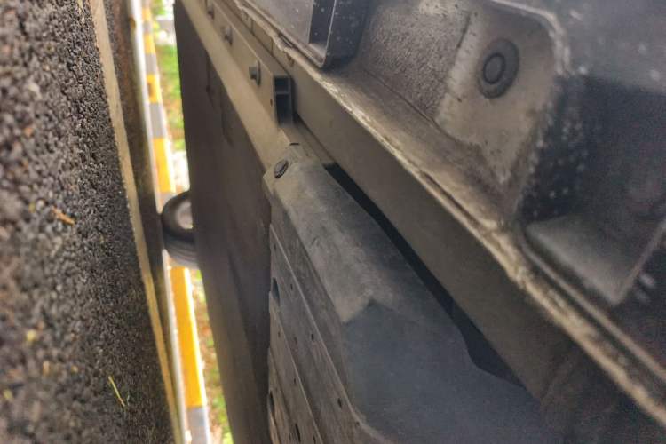 Used XPeng P5 2022 460E+ Chassis Front Right