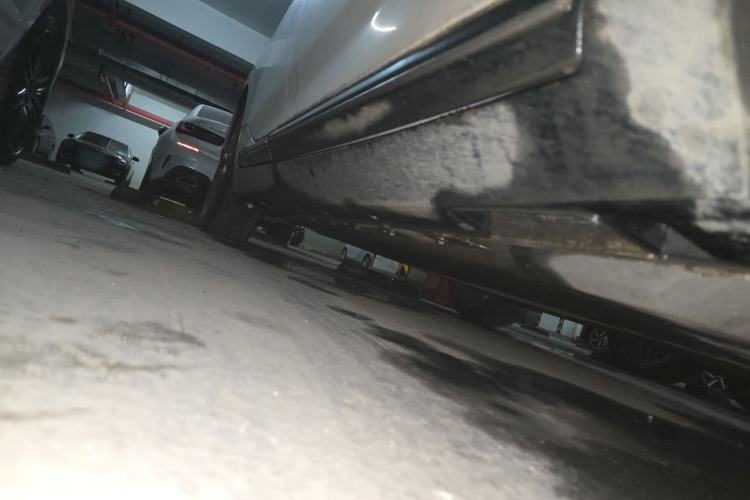 Used XPeng P5 2022 550E Chassis Front Right