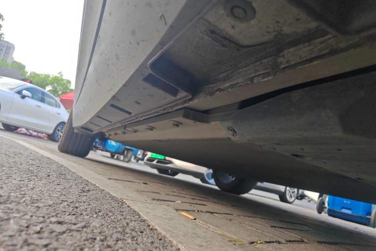 Used XPeng P5 2022 460E+ Chassis Front Right