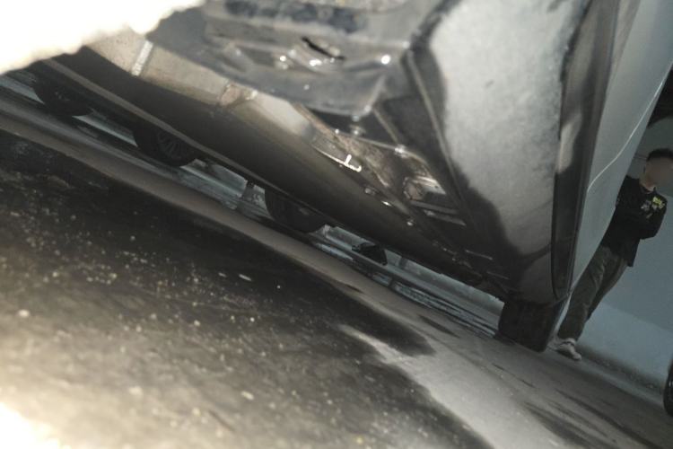 Used XPeng P5 2022 550E Chassis Rear Right