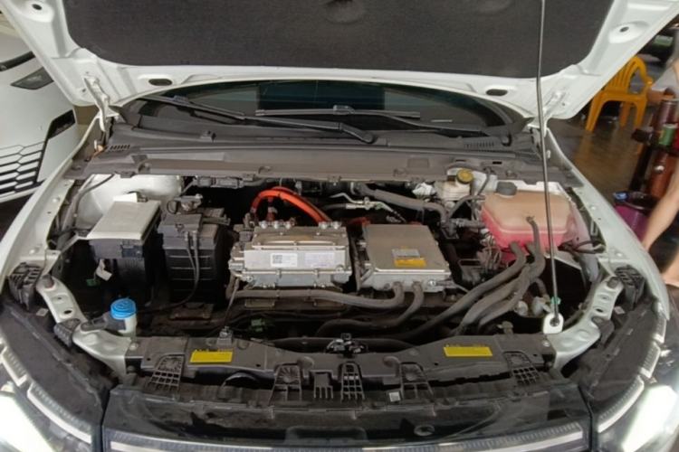 Used XPeng P5 2022 550E Engine Bay