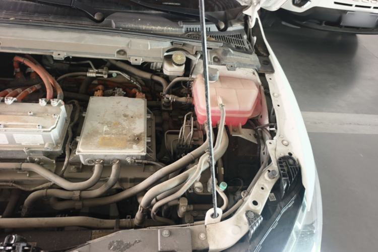 Used XPeng P5 2022 460E+ Engine Bay Left