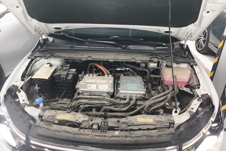 Used XPeng P5 2022 460E+ Engine Bay