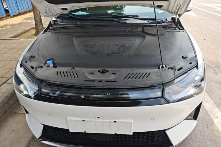 Used XPeng P5 2022 550E Engine Bay