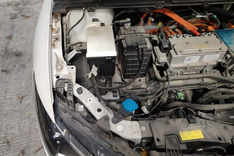 Used XPeng P5 2022 460E+ Engine Bay Right