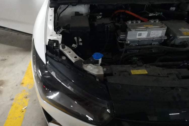 Used XPeng P5 2022 460E+ Engine Bay Right
