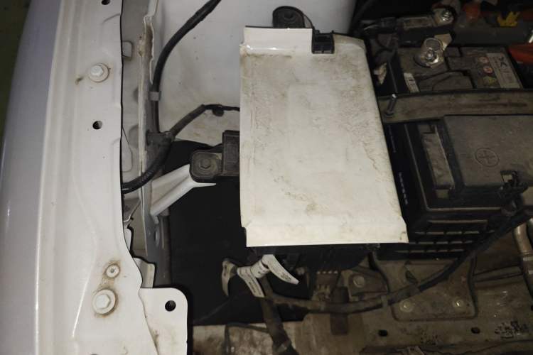 Used XPeng P5 2022 460E+ Engine Bay Right