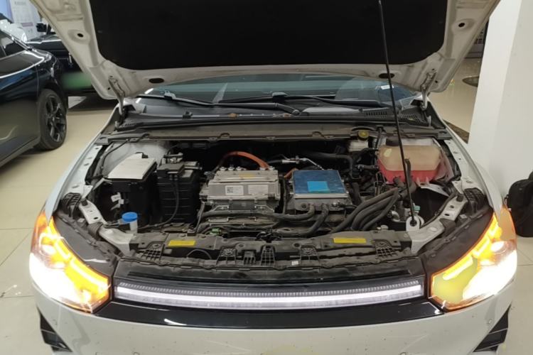Used XPeng P5 2022 600P Engine Bay