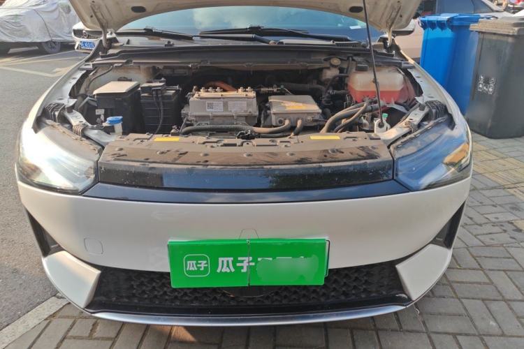 Used XPeng P5 2022 460E+ Engine Bay
