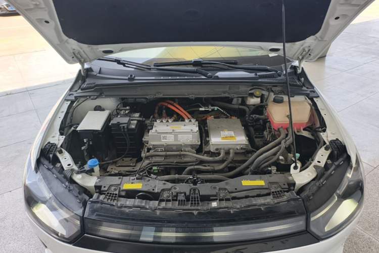 Used XPeng P5 2022 460E+ Engine Bay