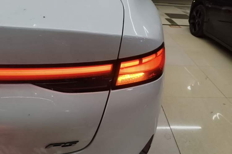 Used XPeng P5 2022 600P Exterior 3