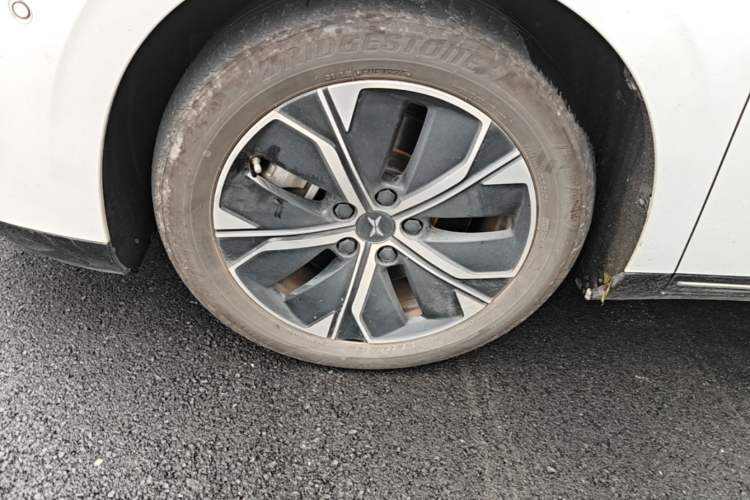 Used XPeng P5 2022 550P Exterior 4