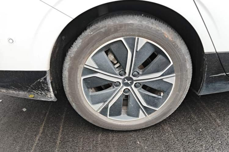 Used XPeng P5 2022 550P Exterior 5
