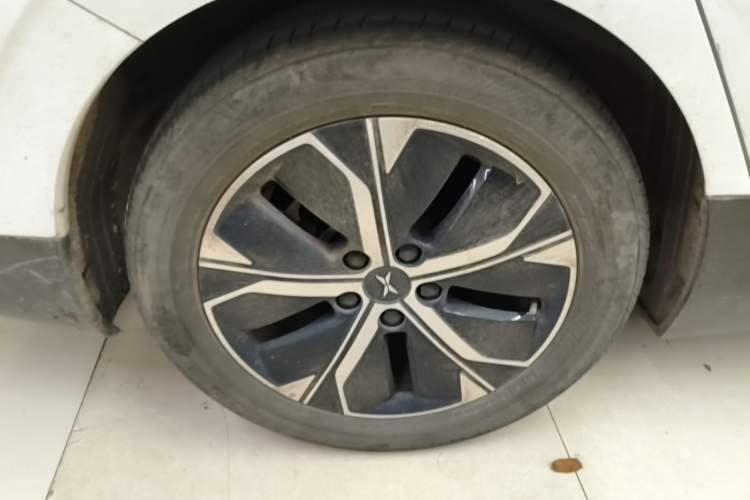 Used XPeng P5 2022 600P Exterior 5
