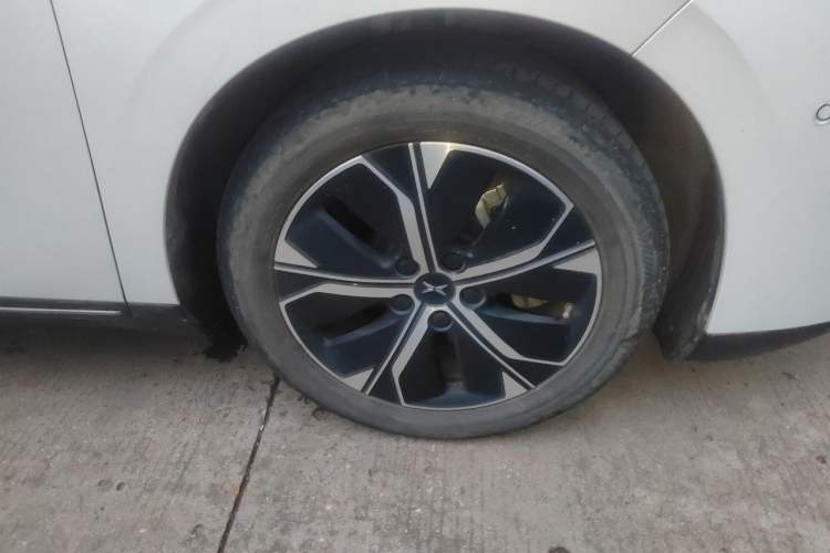 Used XPeng P5 2022 550E Exterior 7