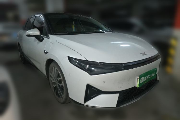 Used XPeng P5 2022 550E Front Right 45 Deg