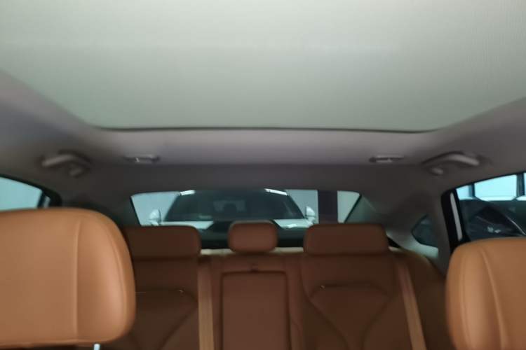 Used XPeng P5 2022 550P Headliner