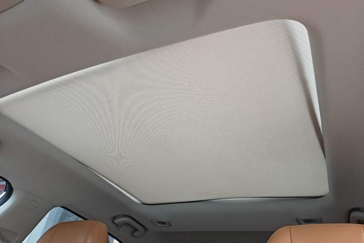 Used XPeng P5 2022 550P Headliner