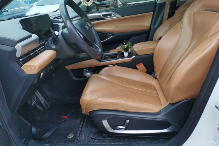 Used XPeng P5 2022 550E Left Front Seat