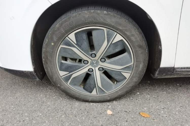 Used XPeng P5 2022 460P Left Front Wheel Hub