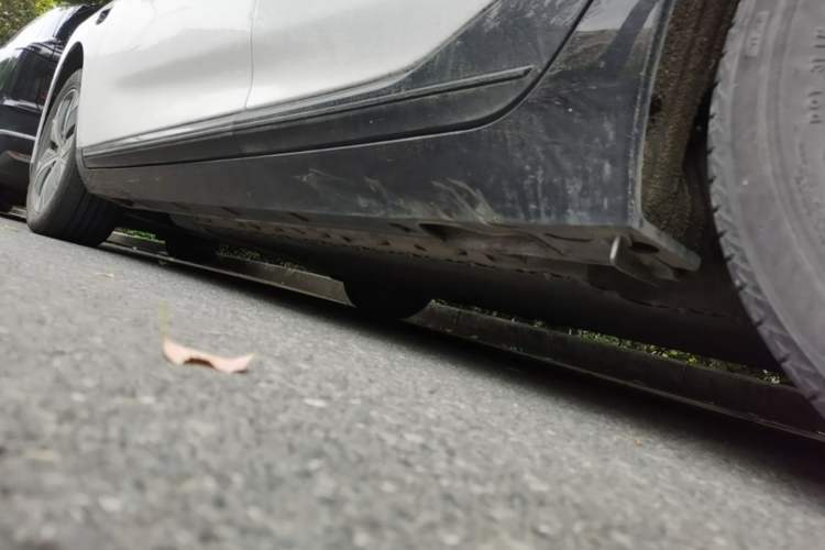 Used XPeng P5 2022 460P Left Side Sill