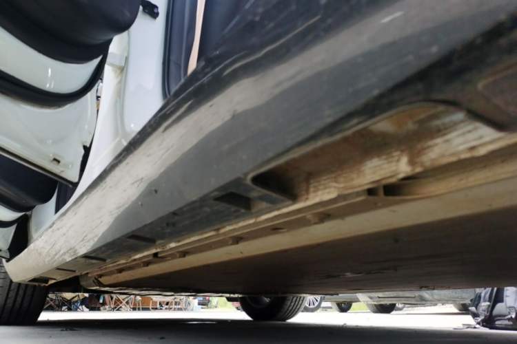 Used XPeng P5 2022 550E Left Side Sill