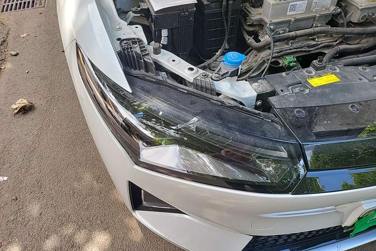 Used XPeng P5 2022 460E+ Right Front Headlight