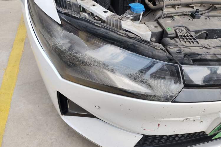 Used XPeng P5 2022 550E Right Front Headlight
