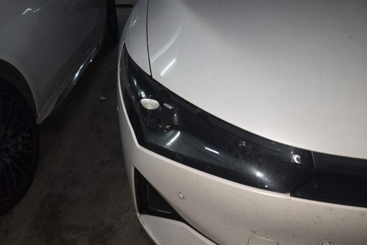 Used XPeng P5 2022 550E Right Front Headlight