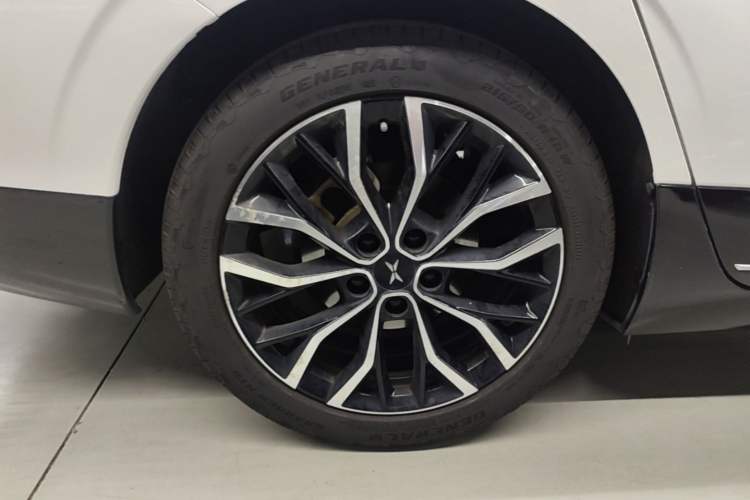 Used XPeng P5 2022 600P Right Rear Wheel Hub