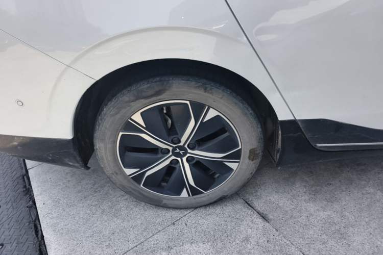 Used XPeng P5 2022 460E+ Right Rear Wheel Hub