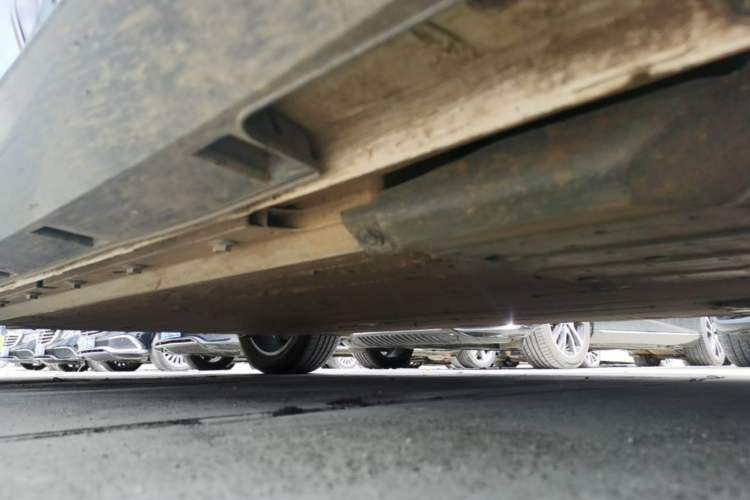 Used XPeng P5 2022 550E Right Side Sill