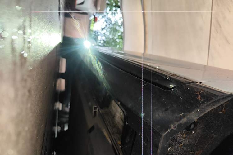 Used XPeng P5 2022 550P Right Side Sill