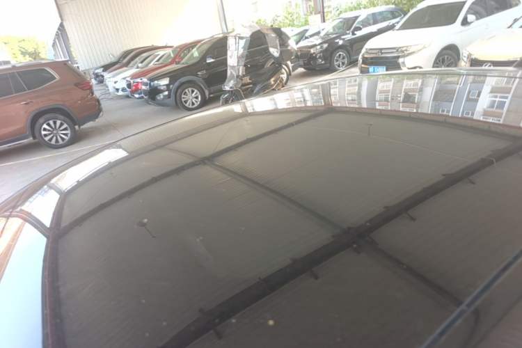Used XPeng P5 2022 550E Roof