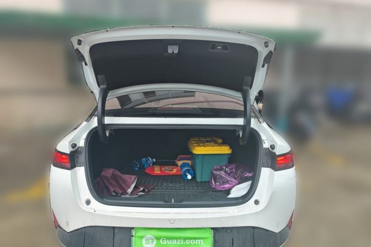 Used XPeng P5 2022 550E Trunk