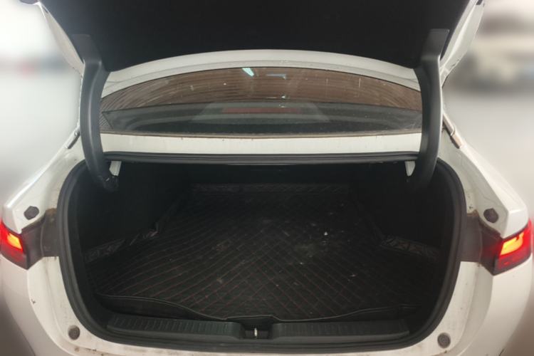 Used XPeng P5 2022 460E+ Trunk