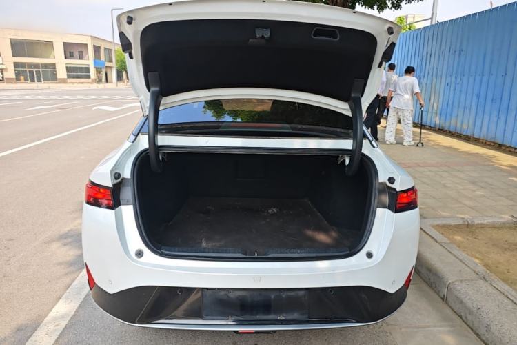 Used XPeng P5 2022 550E Trunk