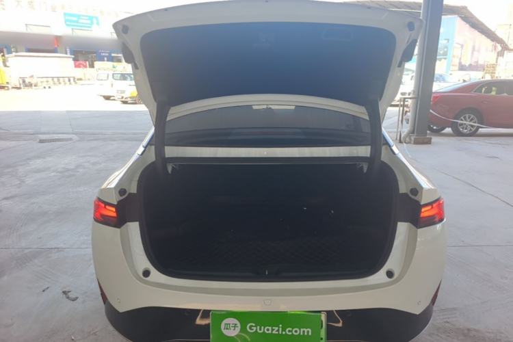 Used XPeng P5 2022 550E Trunk