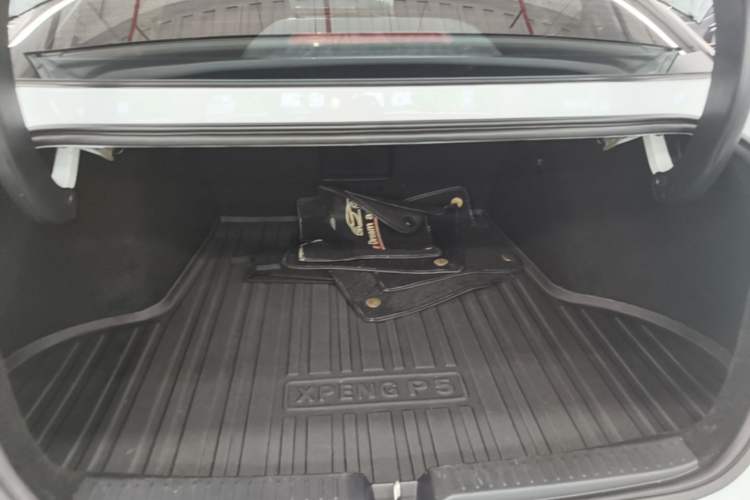Used XPeng P5 2022 460E+ Trunk